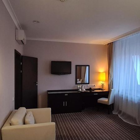 Optima Sumy Hotel Kültér fotó