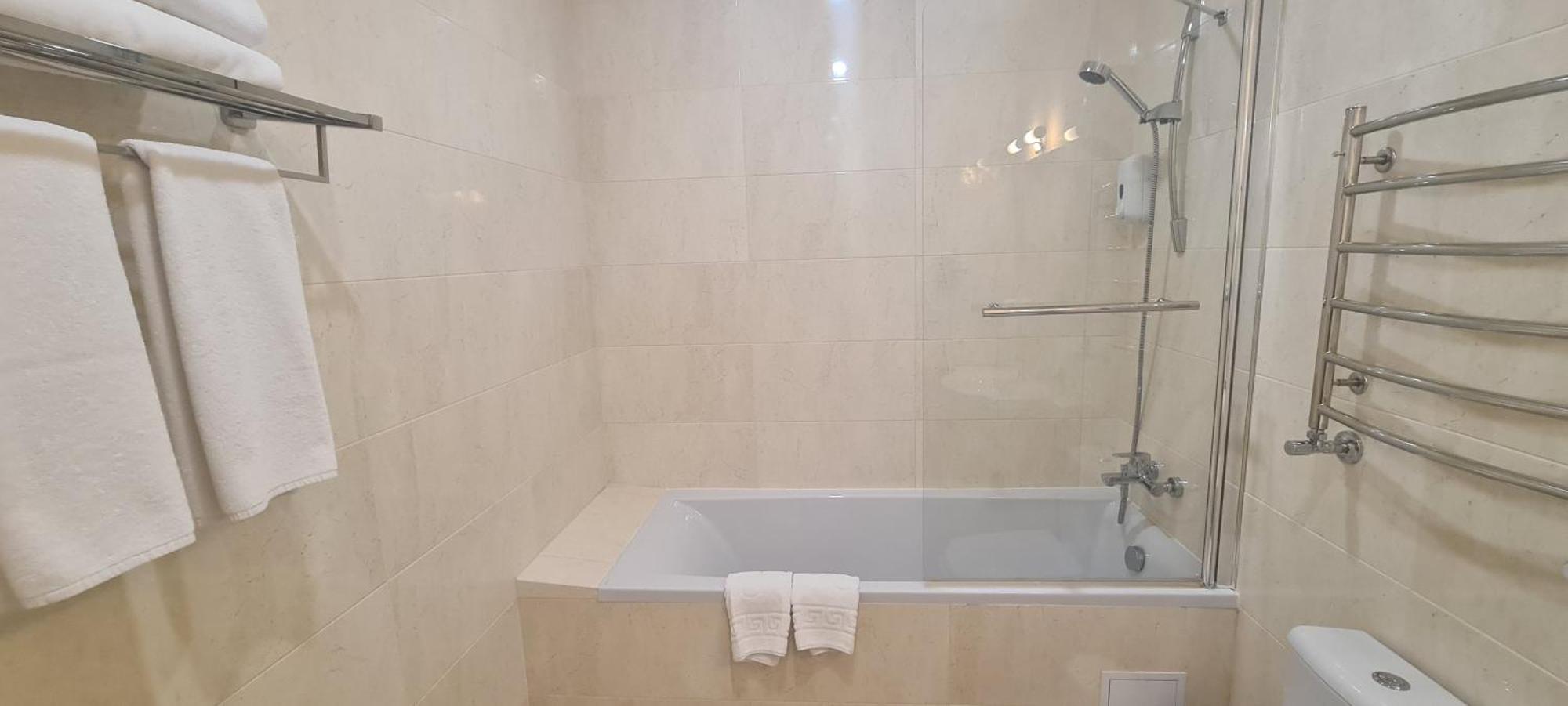 Optima Sumy Hotel Kültér fotó