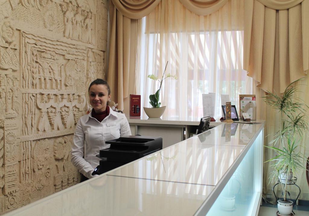 Optima Sumy Hotel Kültér fotó