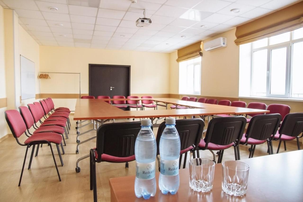 Optima Sumy Hotel Kültér fotó